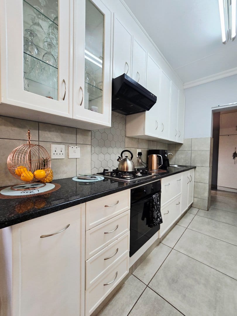 3 Bedroom Property for Sale in Flamwood North West